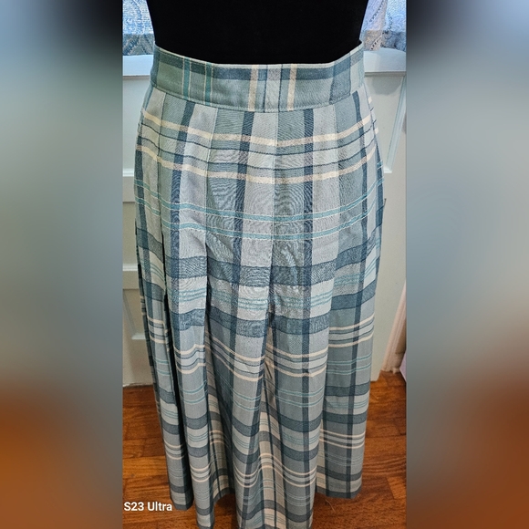 Pendleton Dresses & Skirts - ⭐️ 10 FOR $25 PLUS $5.95 SHIPPING! MUST BUNDLE!